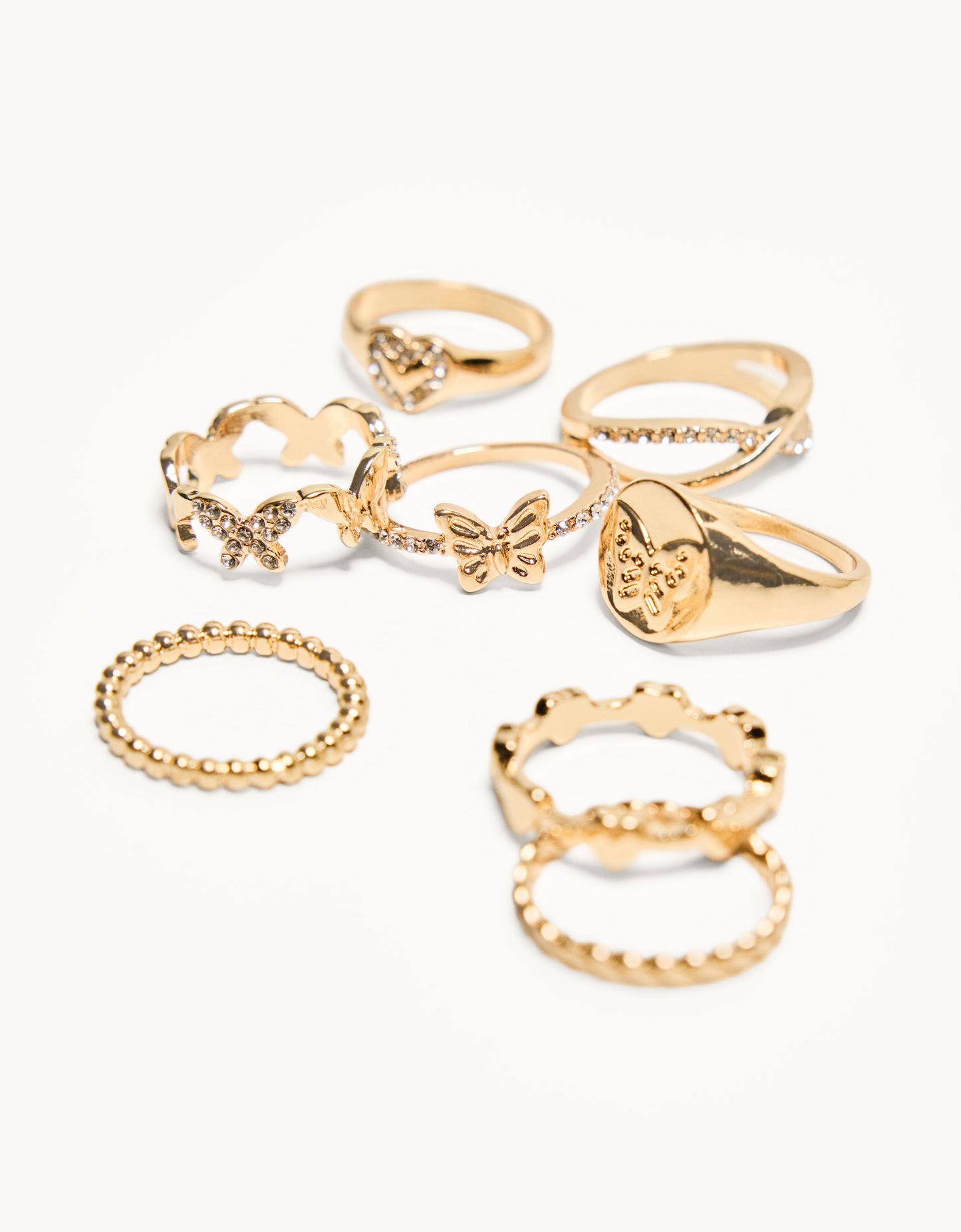 Pack of 8 butterfly rings