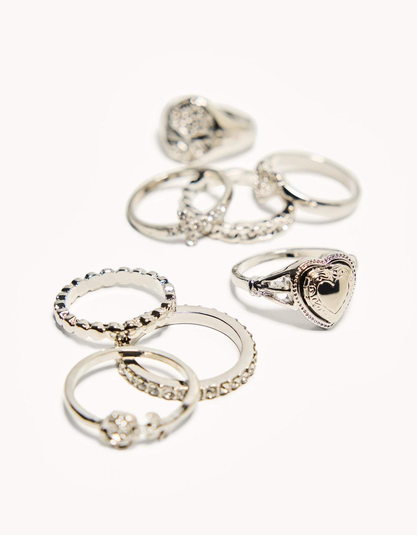 8-pack of signet rings