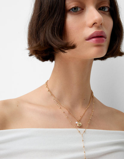 Long rose necklace